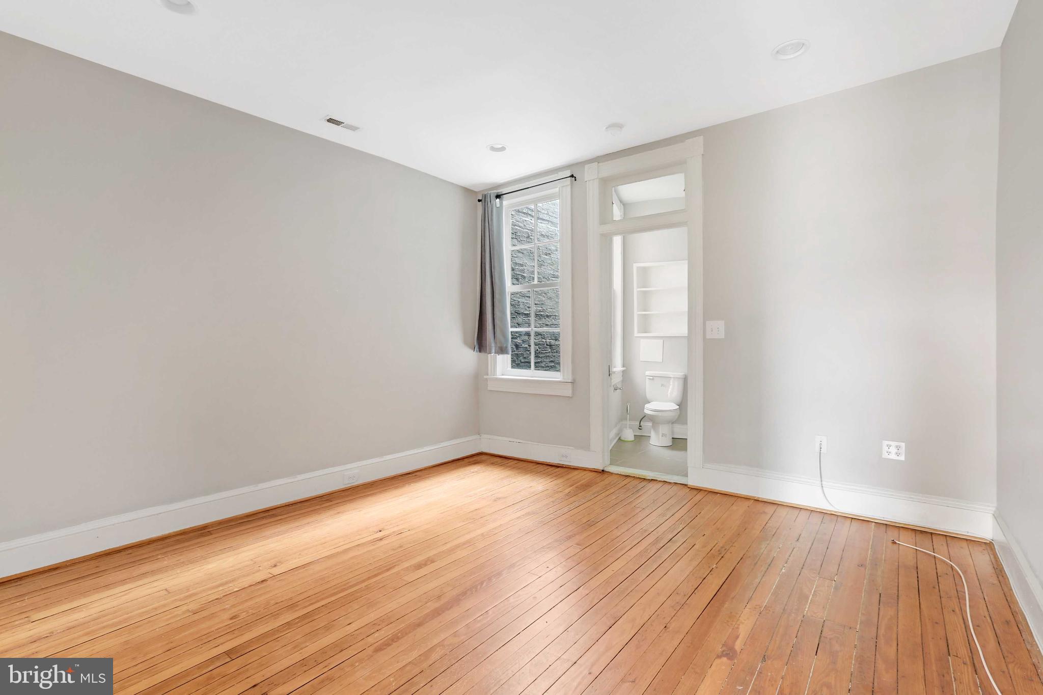 BUTCHER'S HILL - Residential Lease