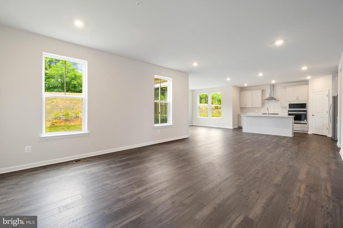 SCOTLAND HEIGHTS - Residential