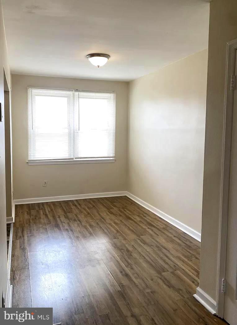 MILL HILL - Residential Lease