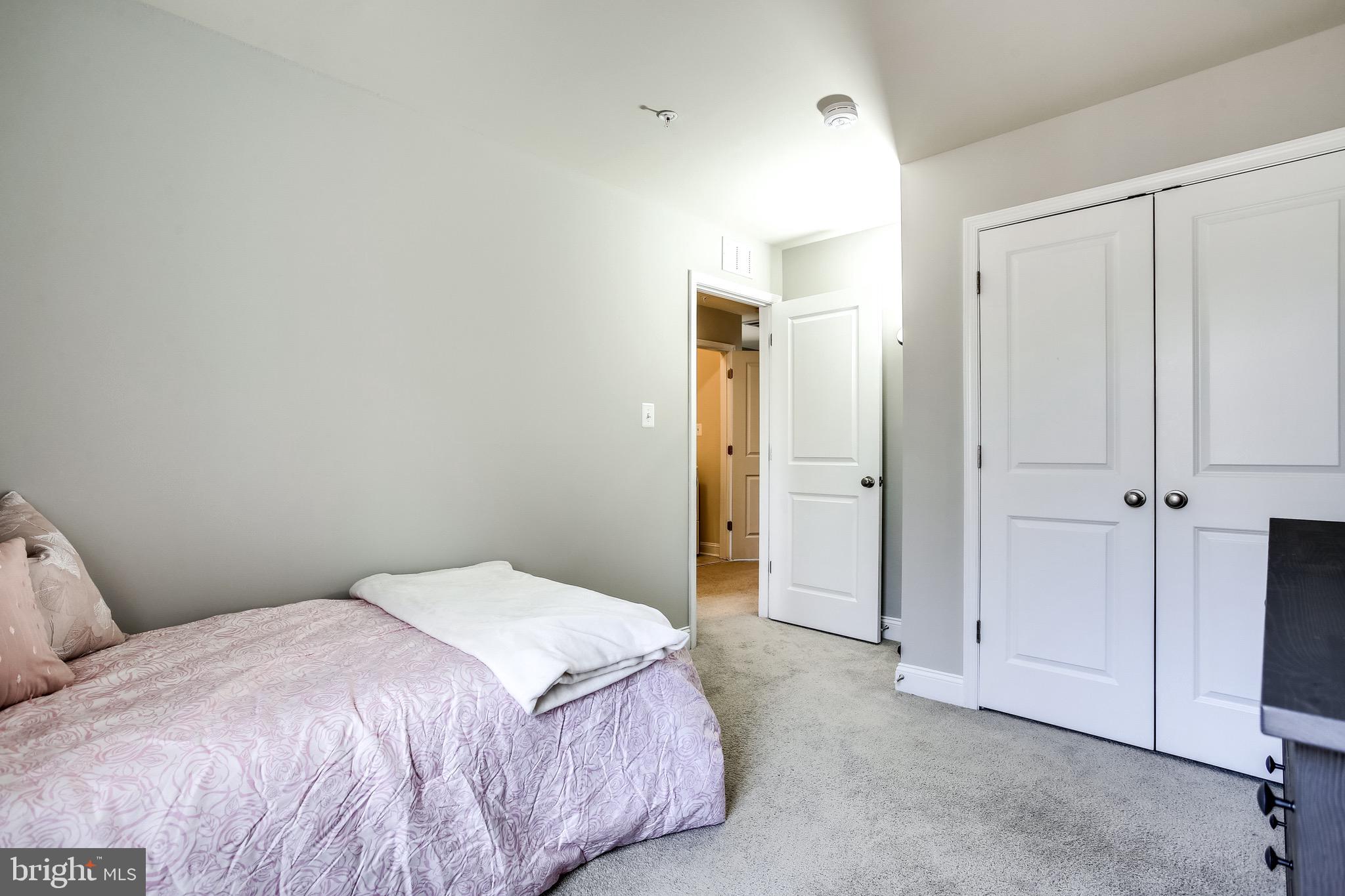 SPRING CREEK - Residential