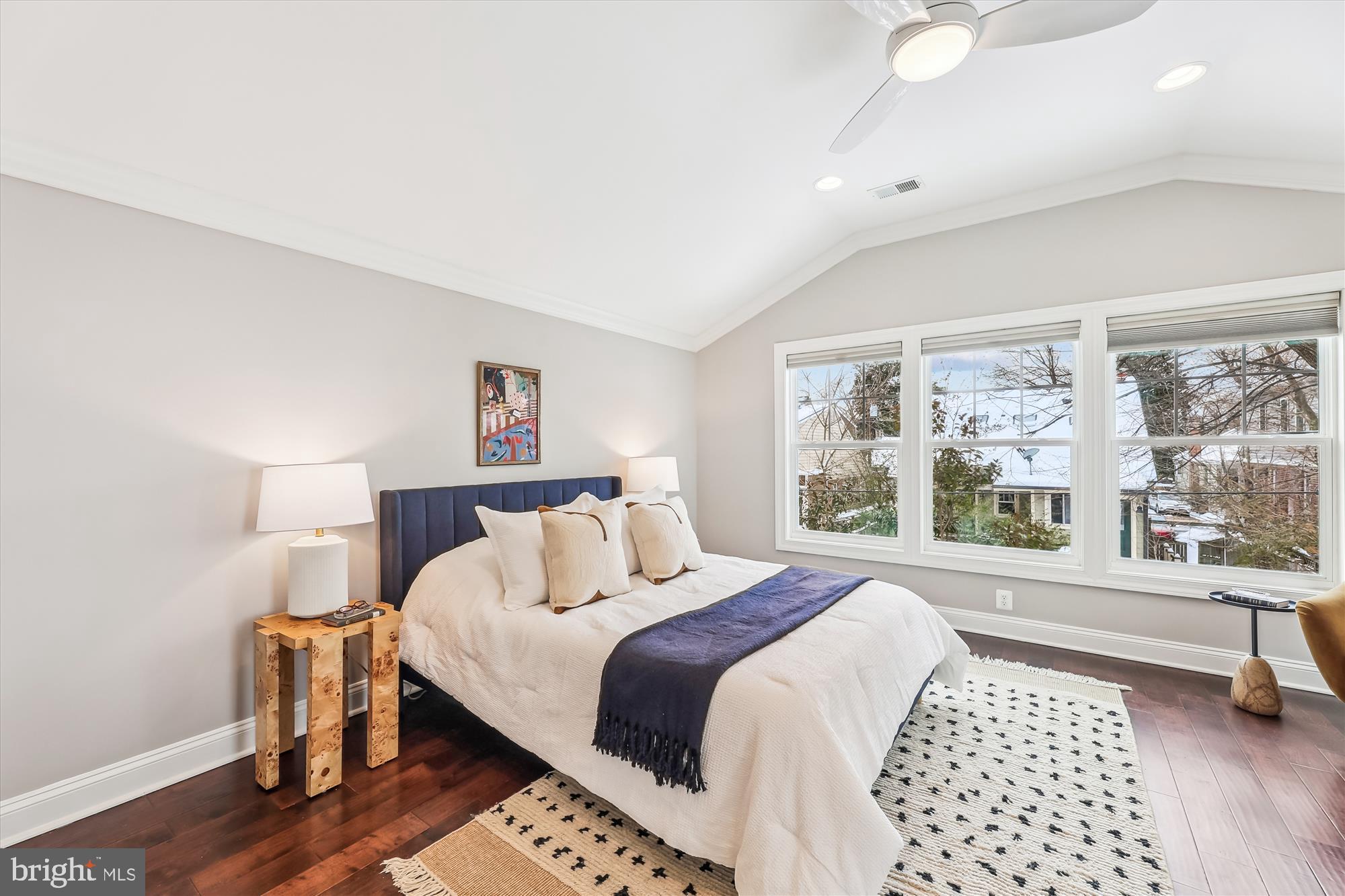 ROSEMONT - Residential