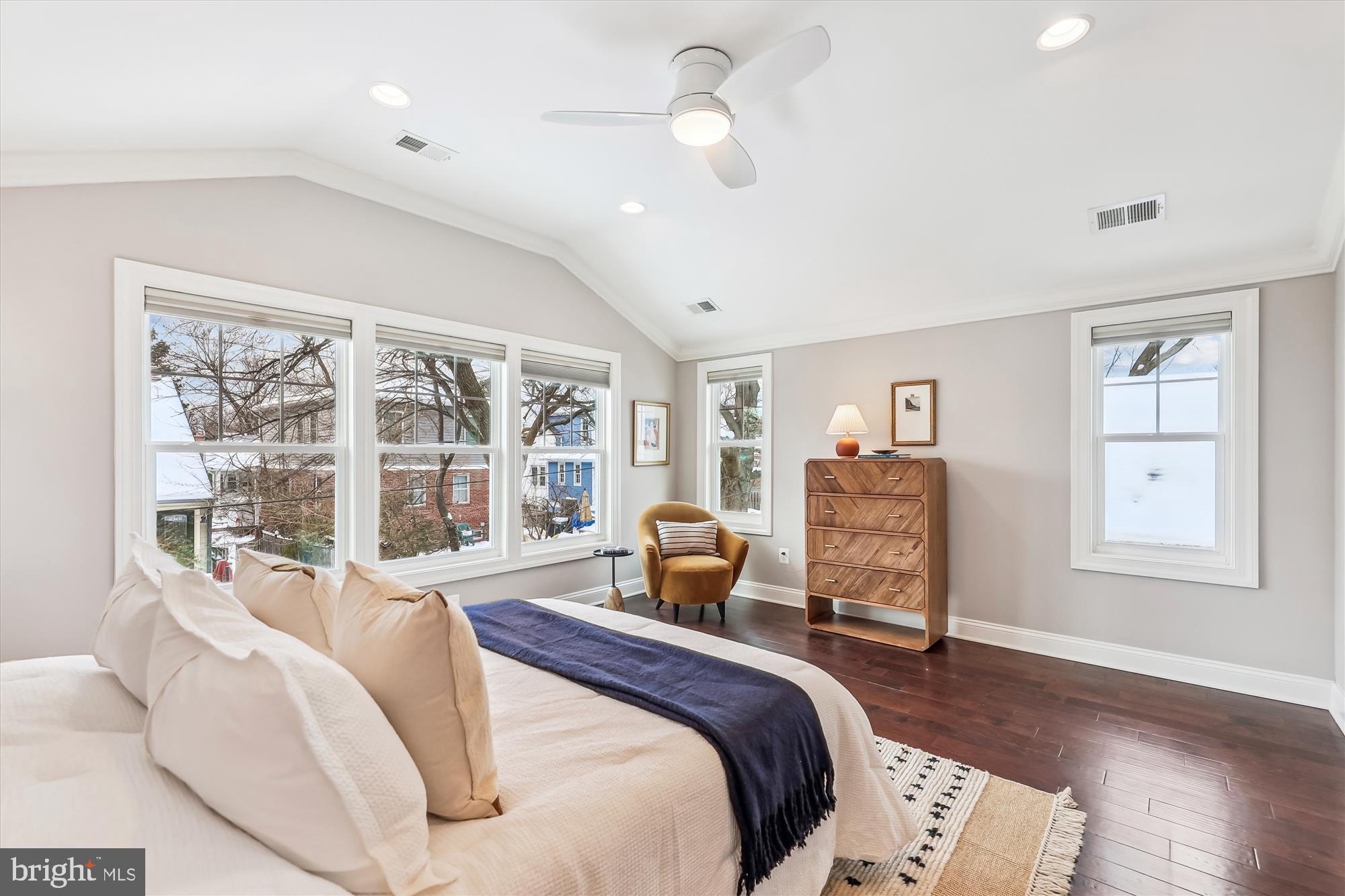 ROSEMONT - Residential