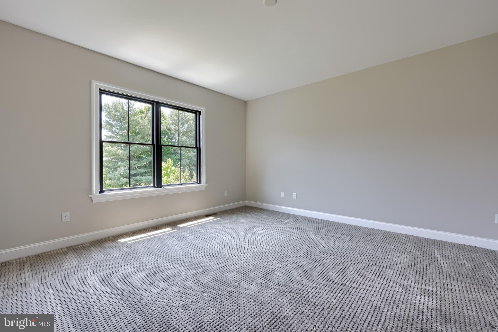 STONEHENGE ESTATES - Residential