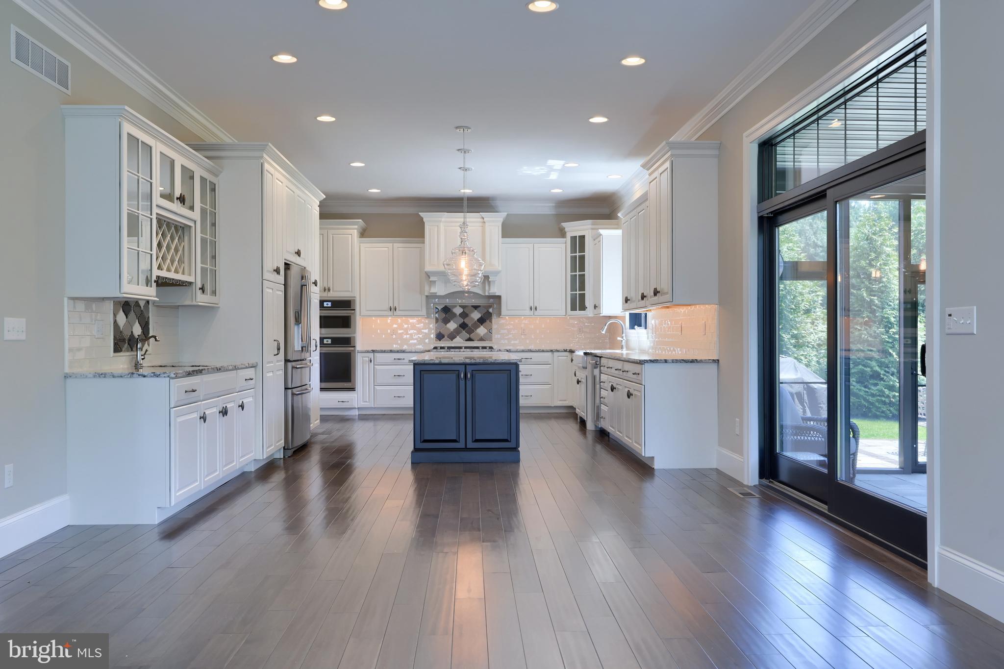 STONEHENGE ESTATES - Residential