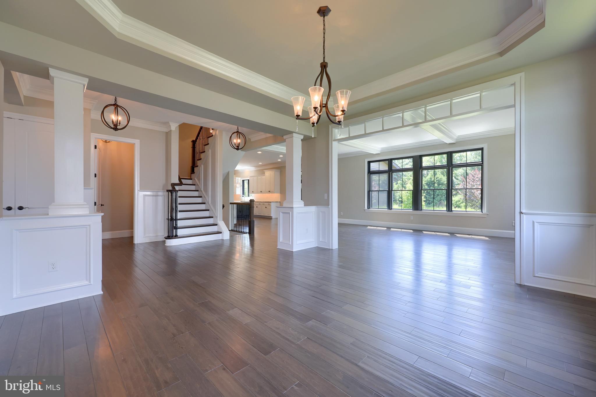 STONEHENGE ESTATES - Residential