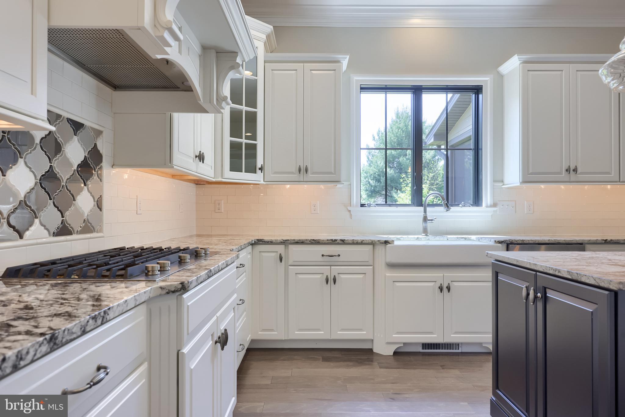 STONEHENGE ESTATES - Residential