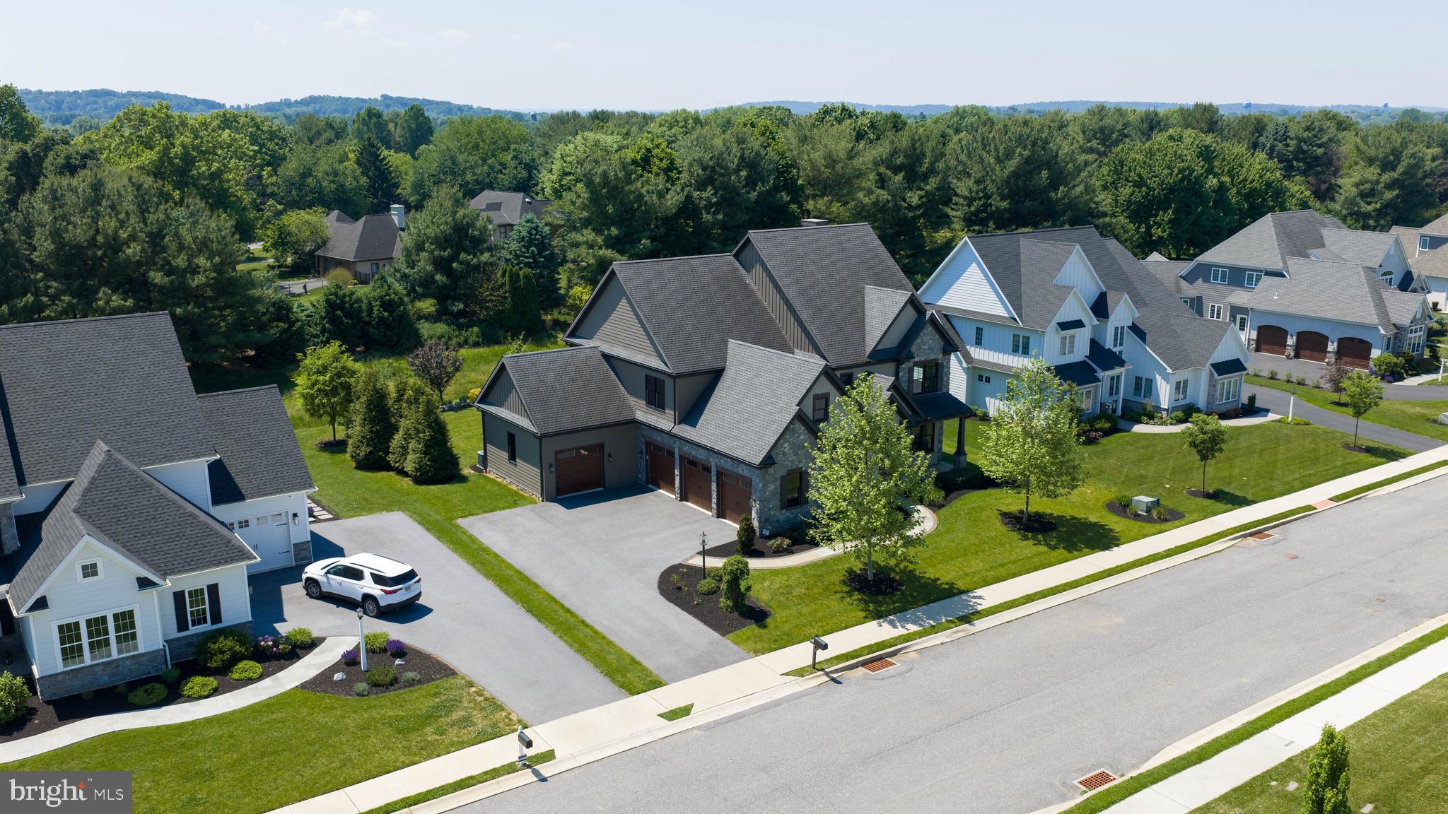 STONEHENGE ESTATES - Residential