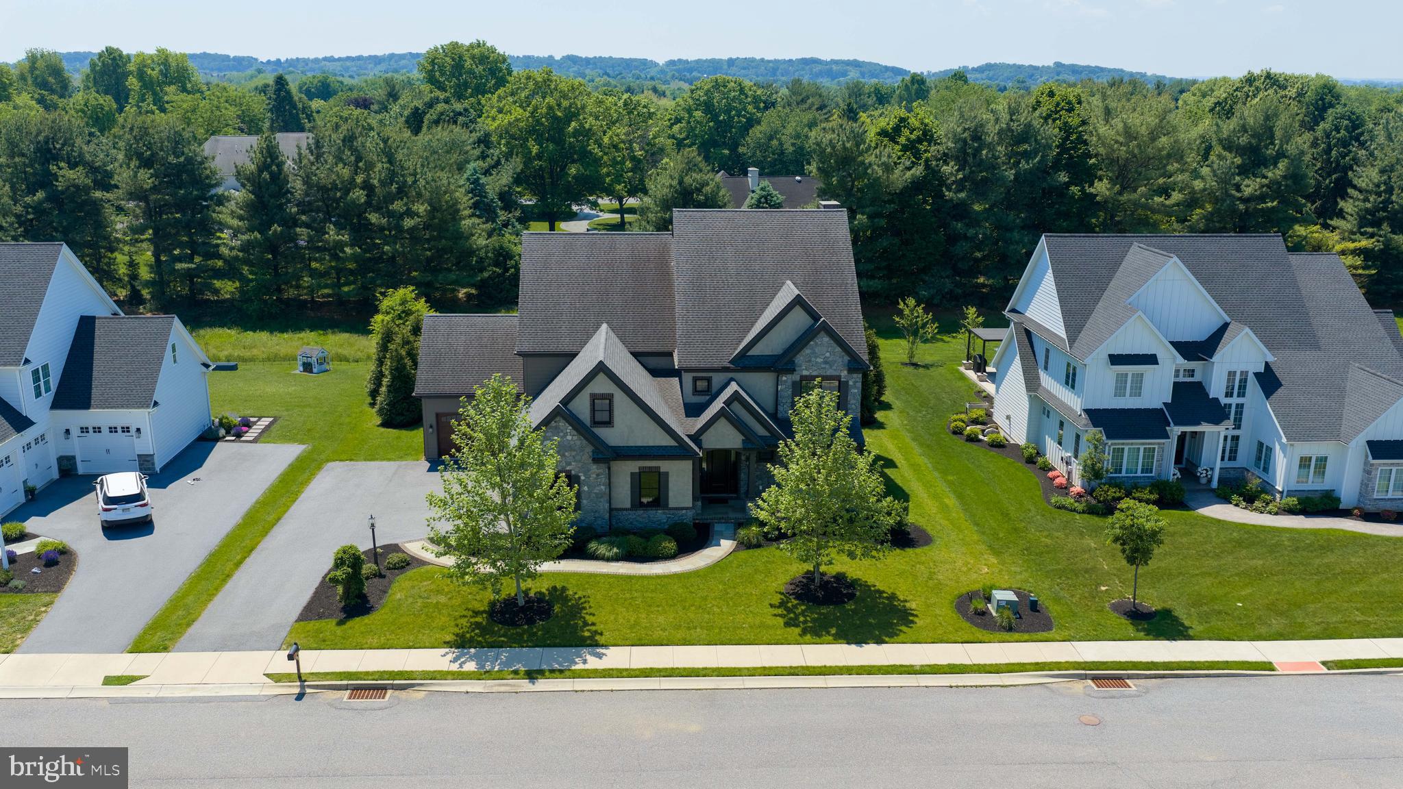 STONEHENGE ESTATES - Residential