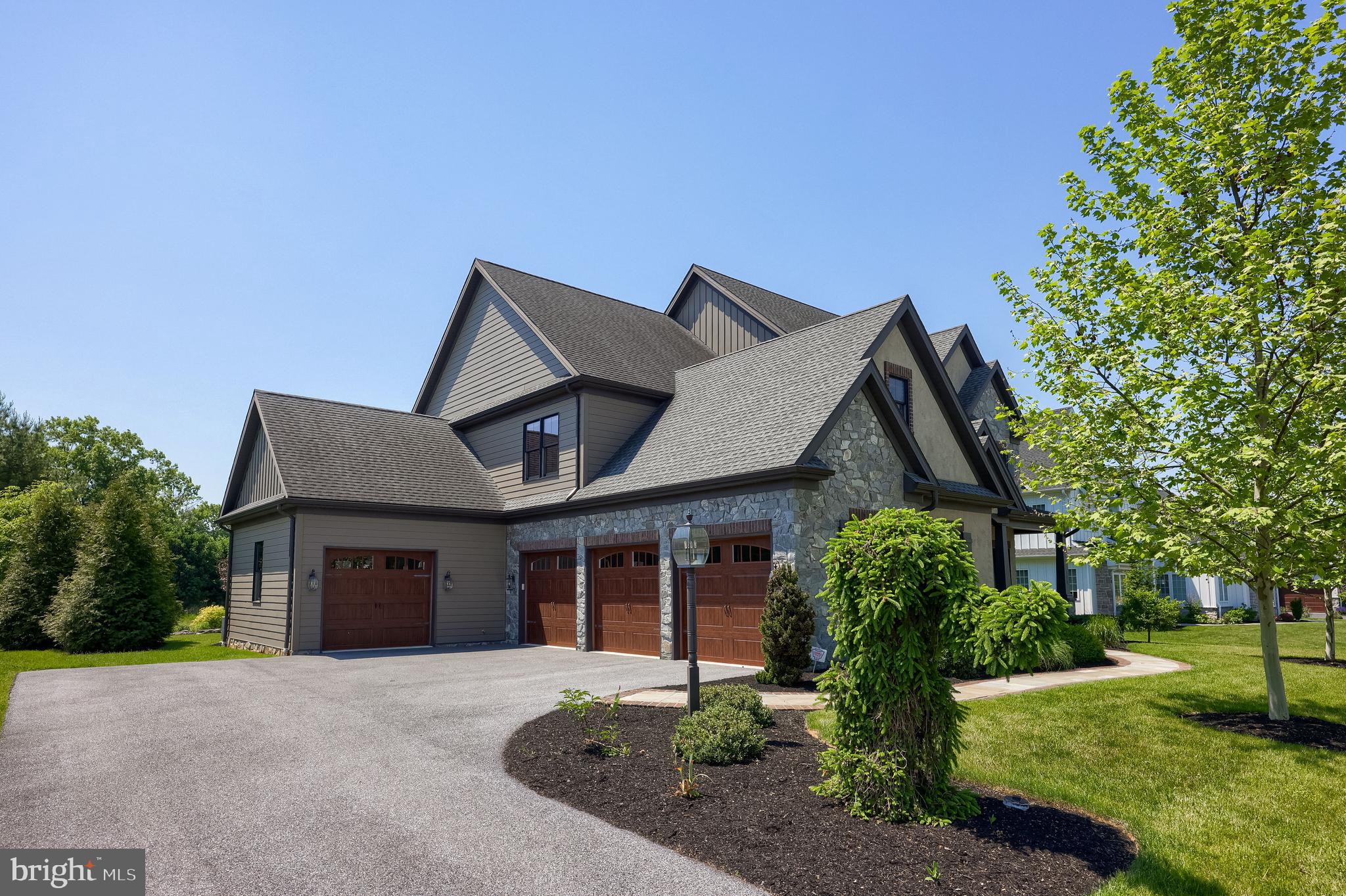 STONEHENGE ESTATES - Residential