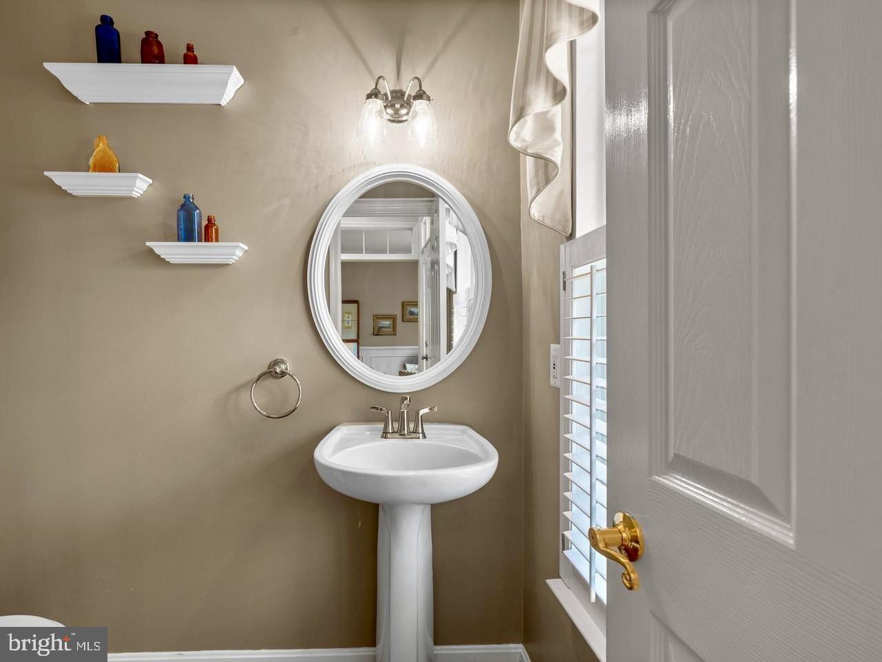 BEALLS MANOR - Residential