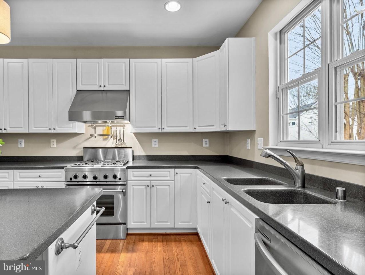 BEALLS MANOR - Residential