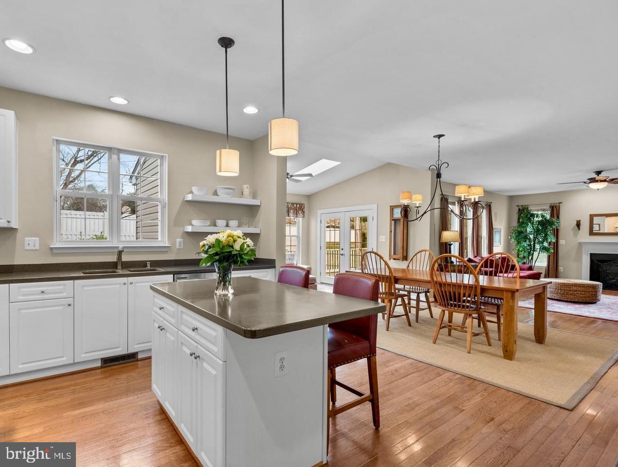 BEALLS MANOR - Residential