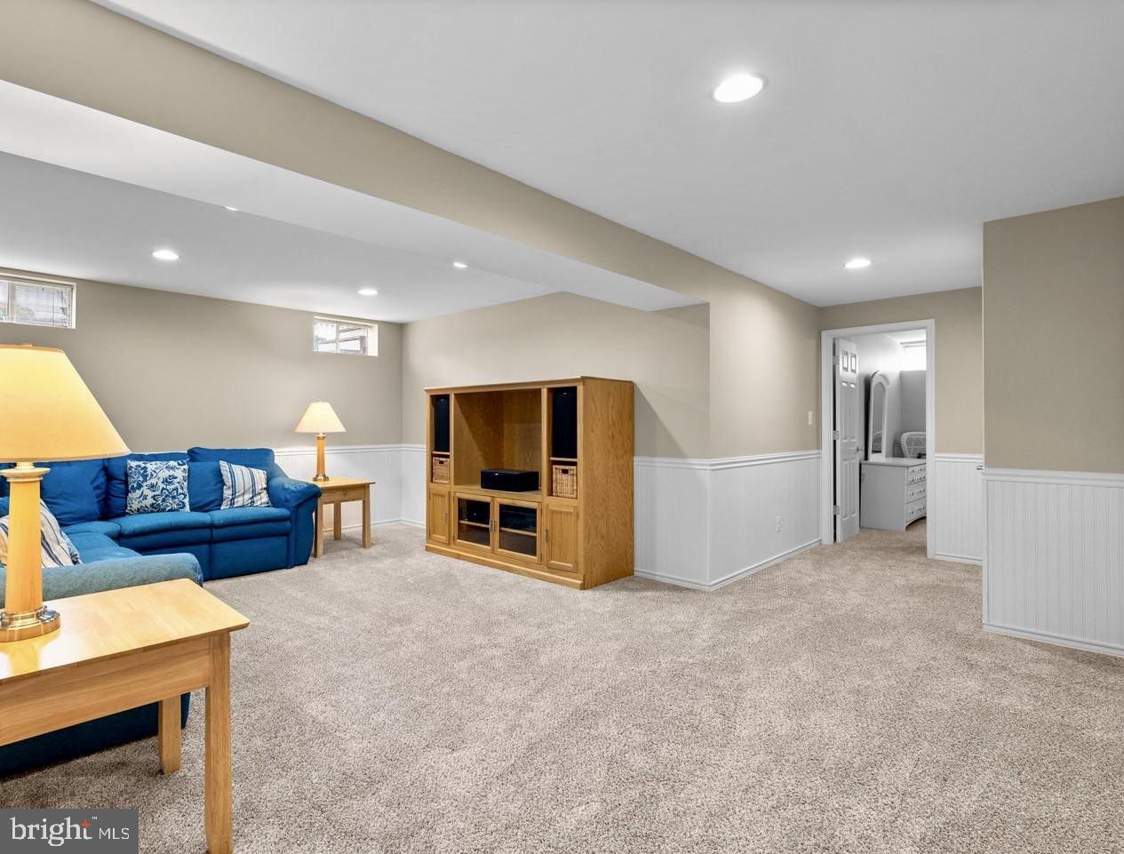 BEALLS MANOR - Residential