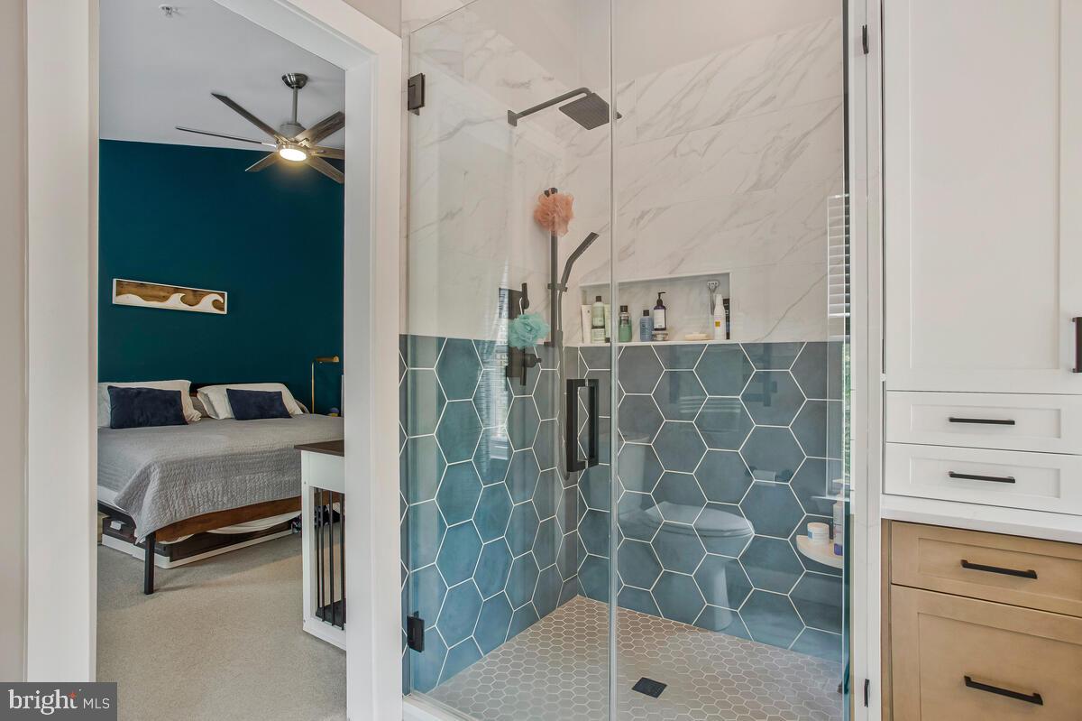 CREEKSIDE COVE - Residential