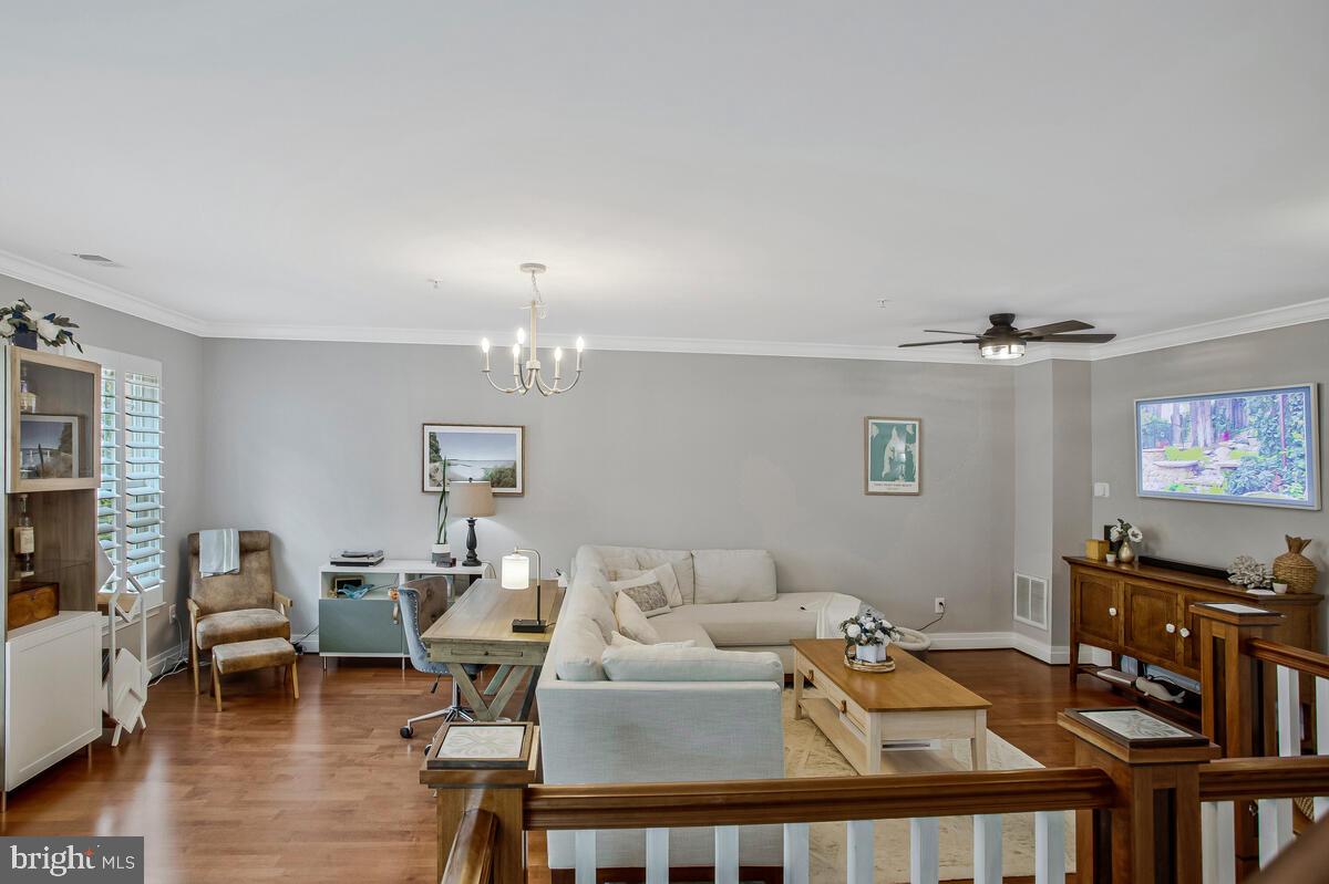 CREEKSIDE COVE - Residential