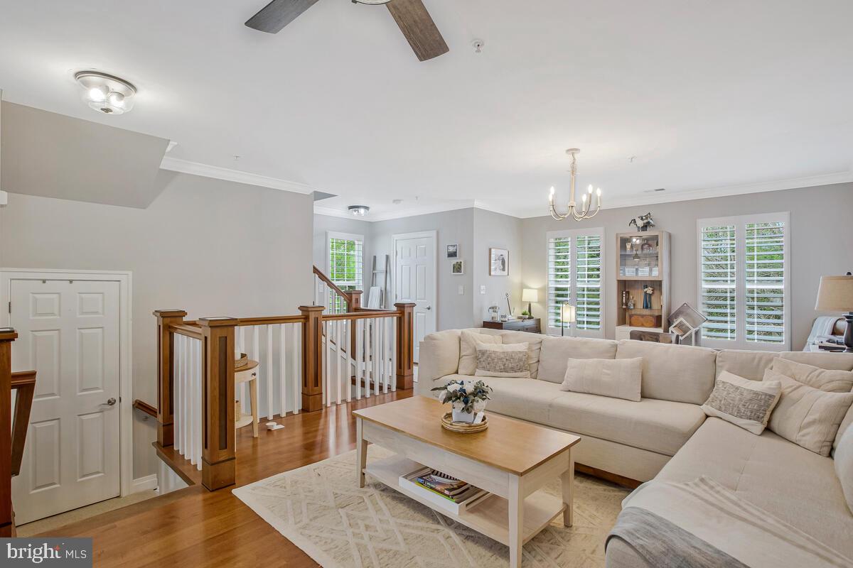 CREEKSIDE COVE - Residential