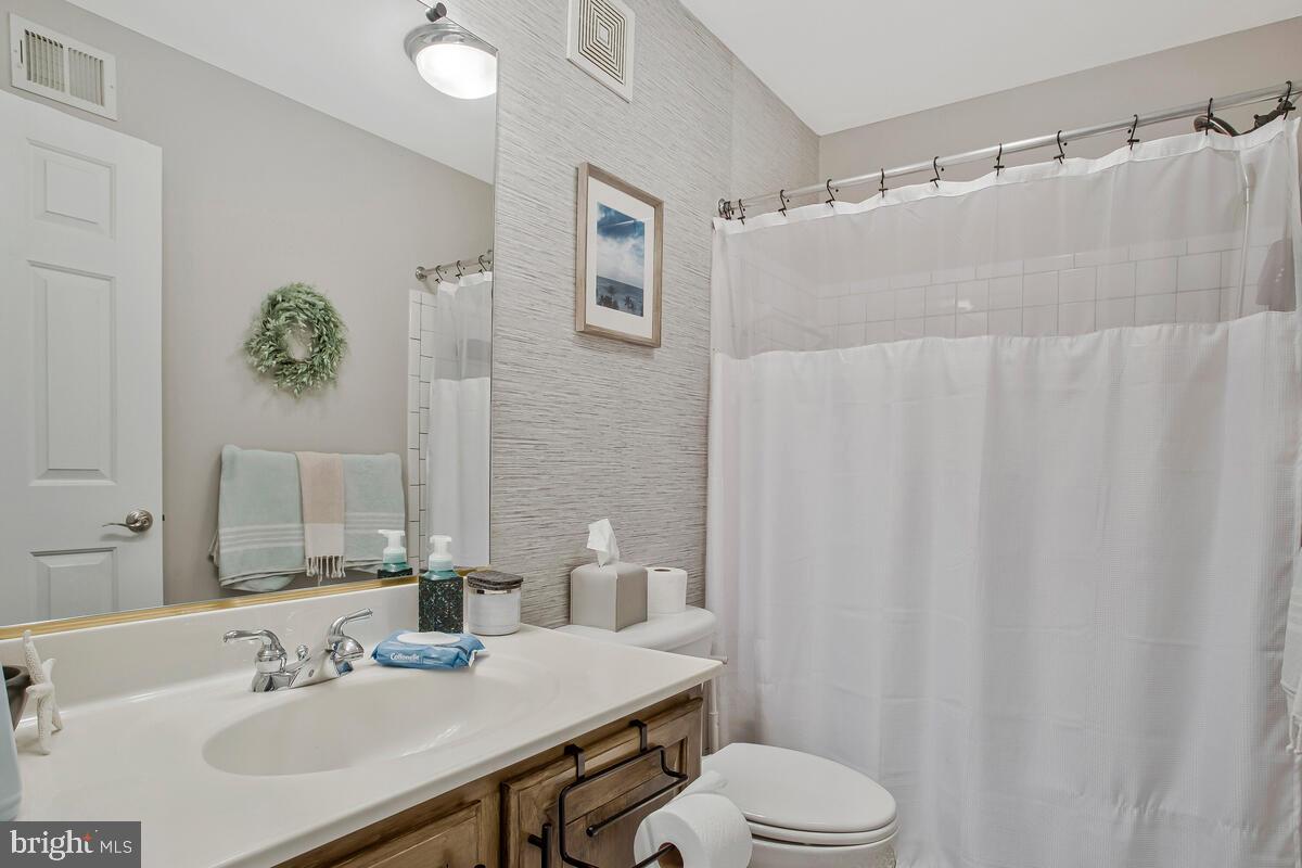 CREEKSIDE COVE - Residential