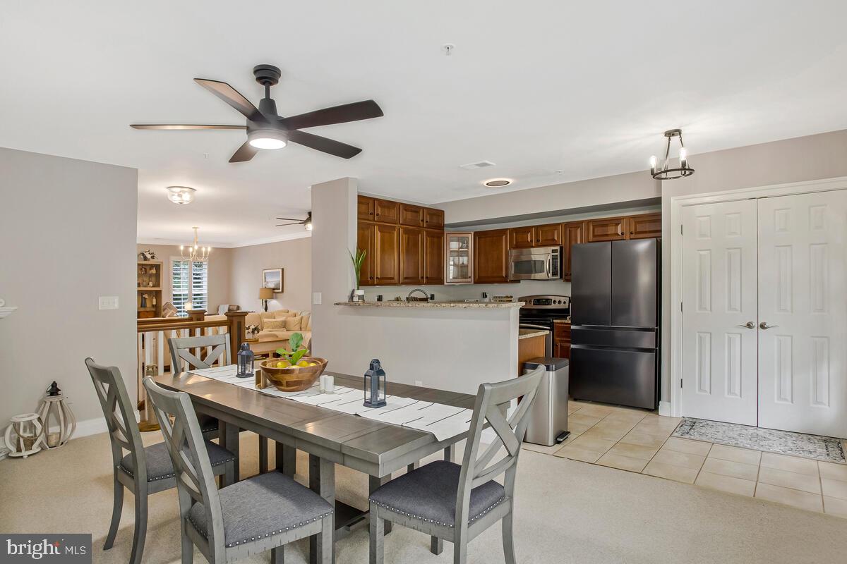 CREEKSIDE COVE - Residential