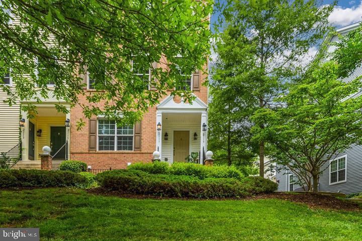 CREEKSIDE COVE - Residential