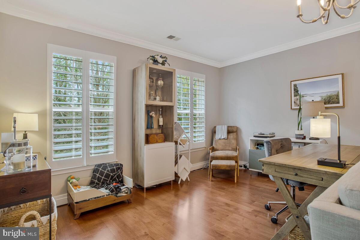 CREEKSIDE COVE - Residential