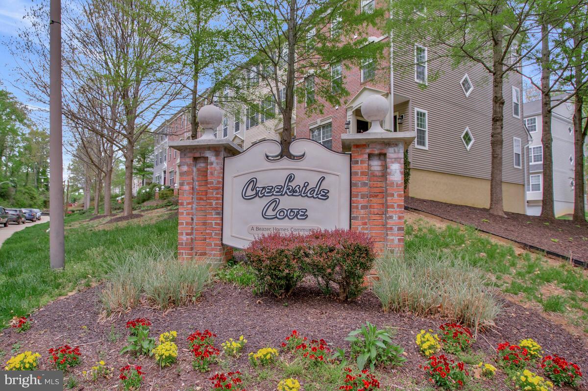 CREEKSIDE COVE - Residential