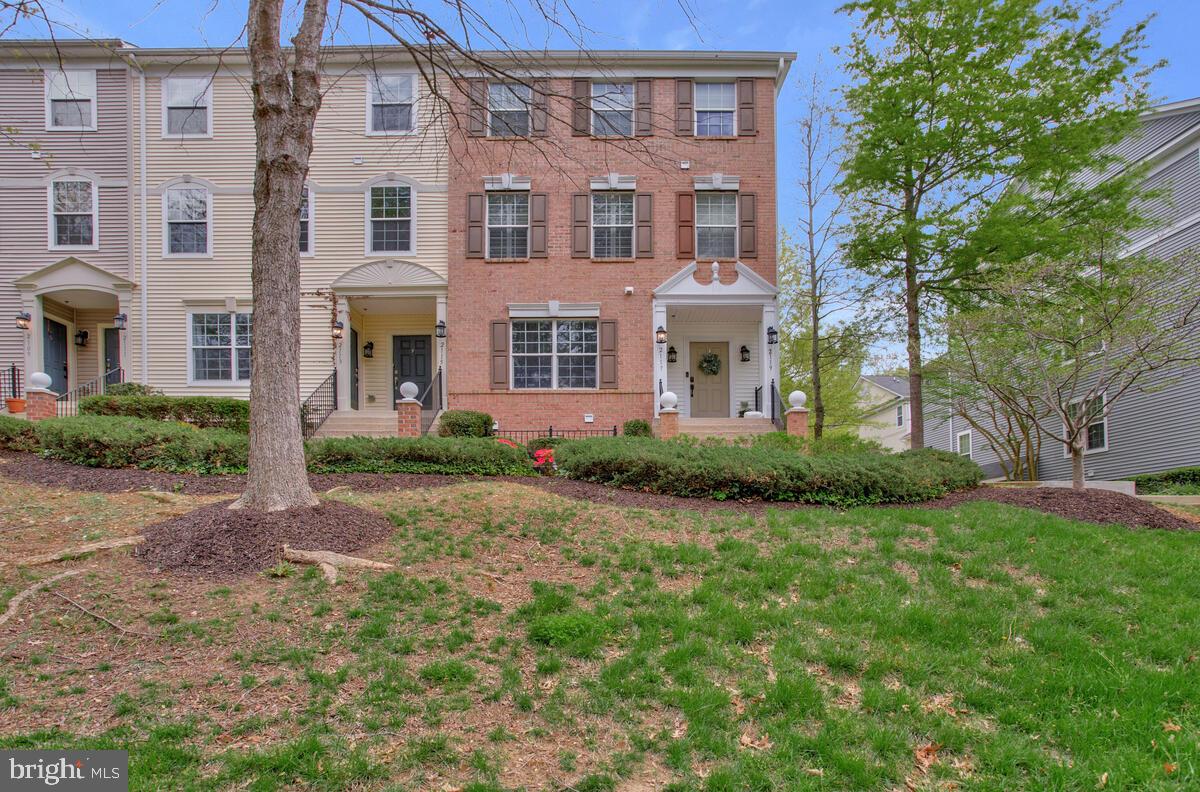 CREEKSIDE COVE - Residential