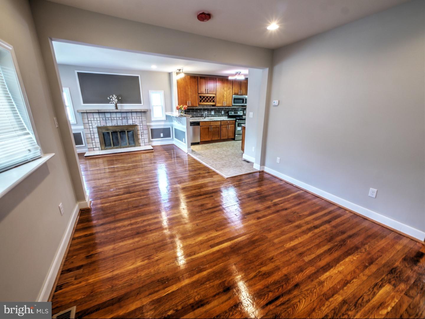 HOLLYWOOD - Residential