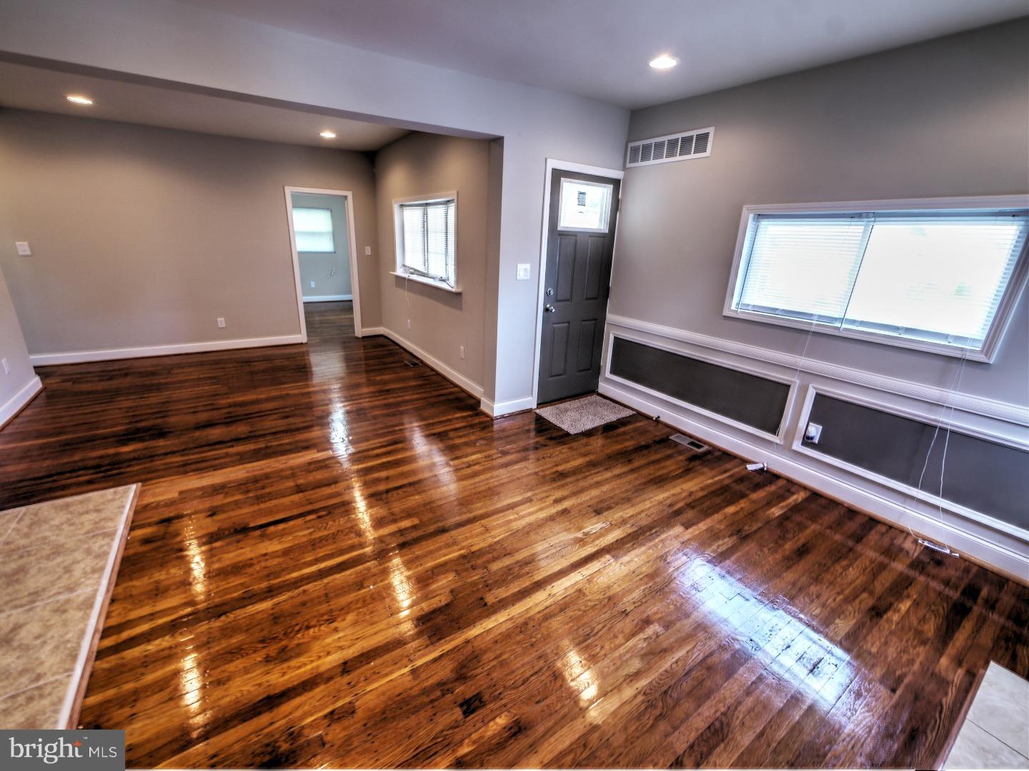 HOLLYWOOD - Residential