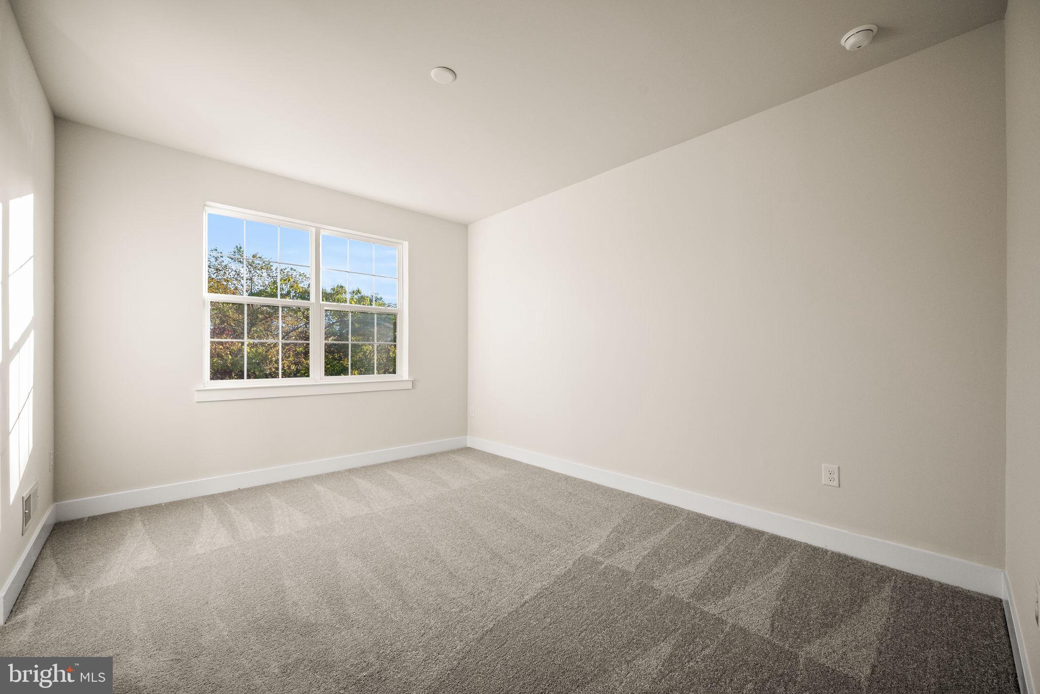 WATERSIDE - Residential