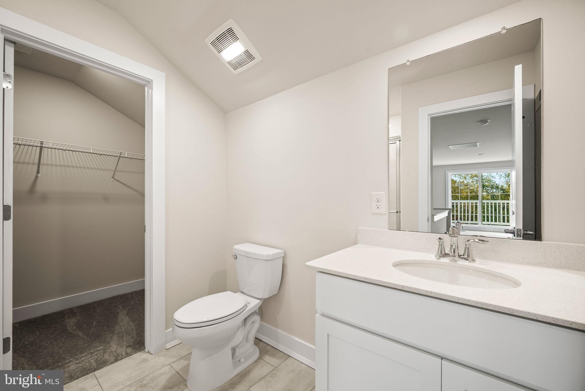 WATERSIDE - Residential