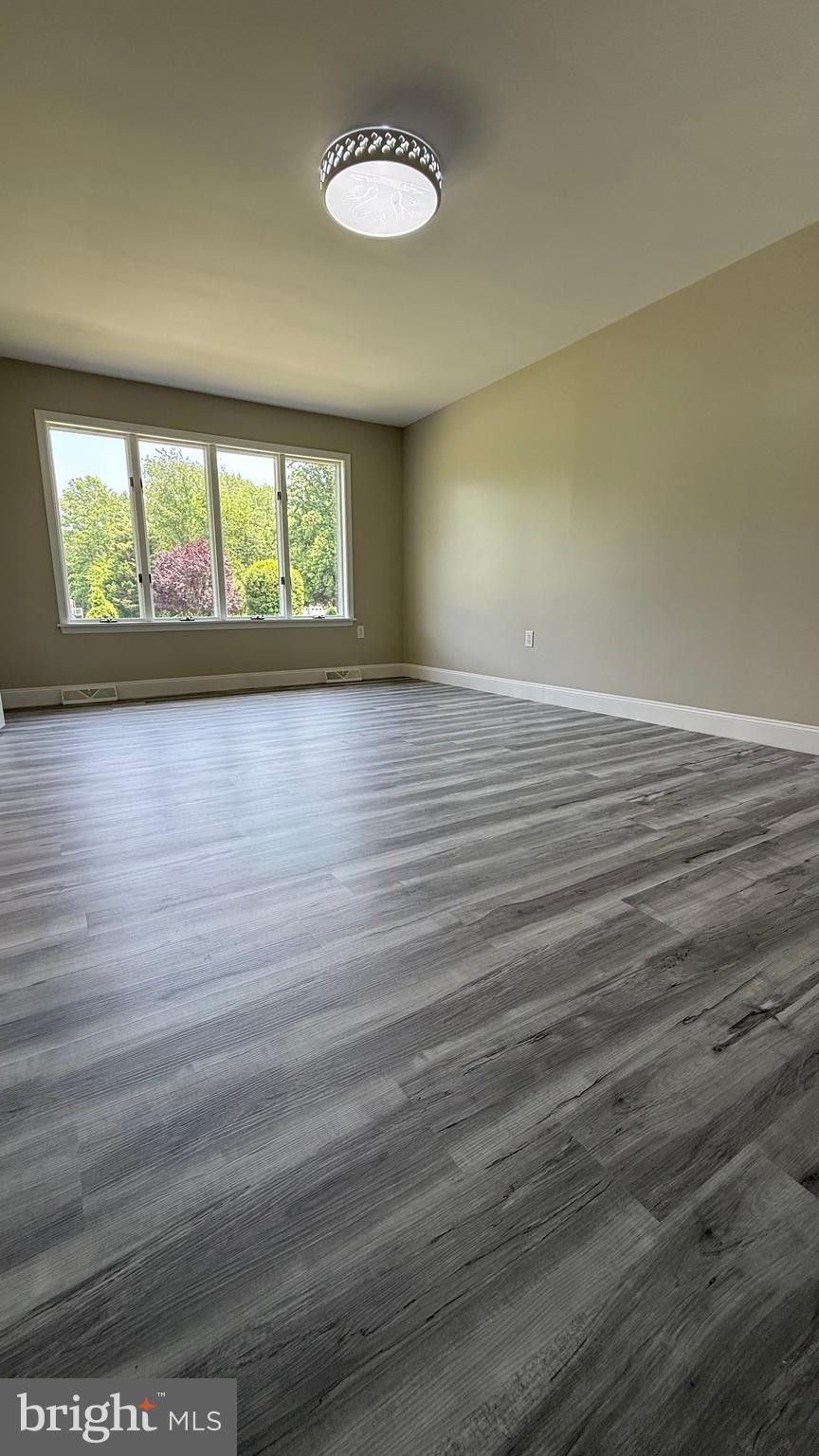 DERBY SHORES - Residential