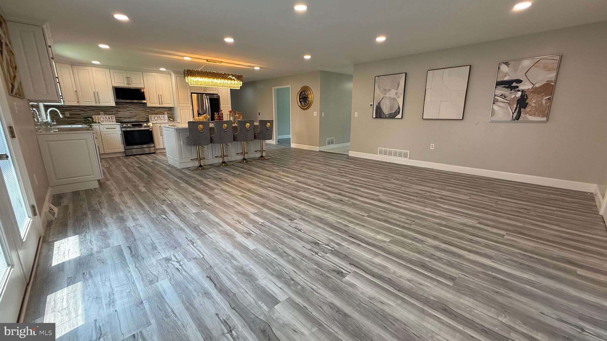 DERBY SHORES - Residential