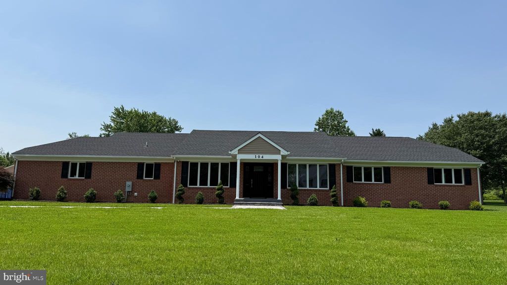 Photo of 104 Lake Front Drive, DOVER, DE 19904 (MLS # DEKT2038432)