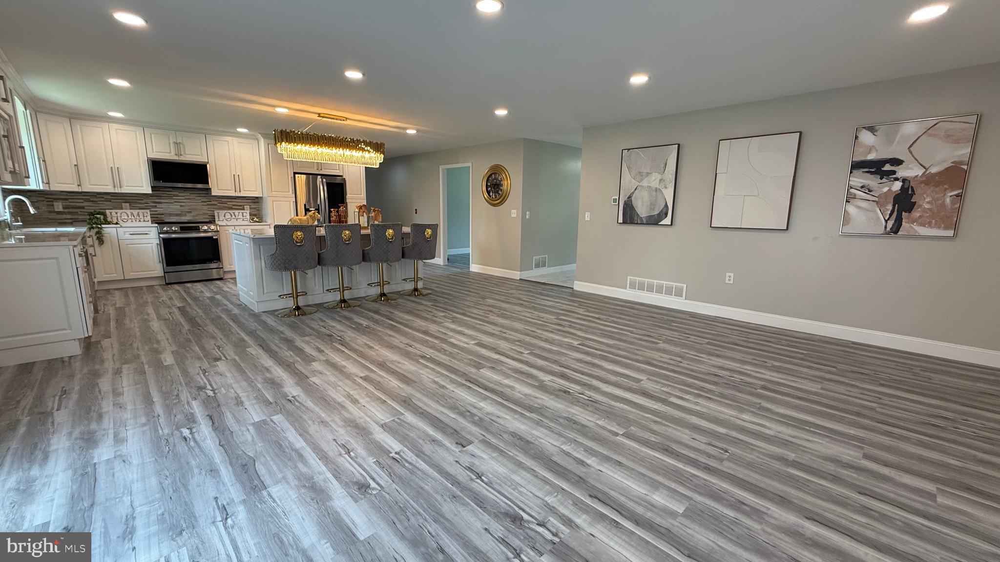 DERBY SHORES - Residential