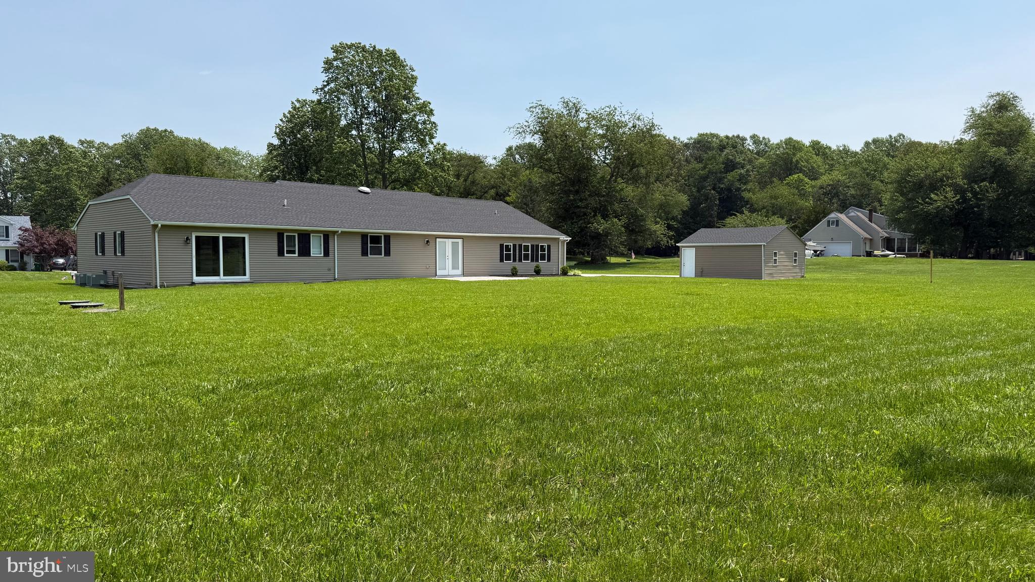 DERBY SHORES - Residential