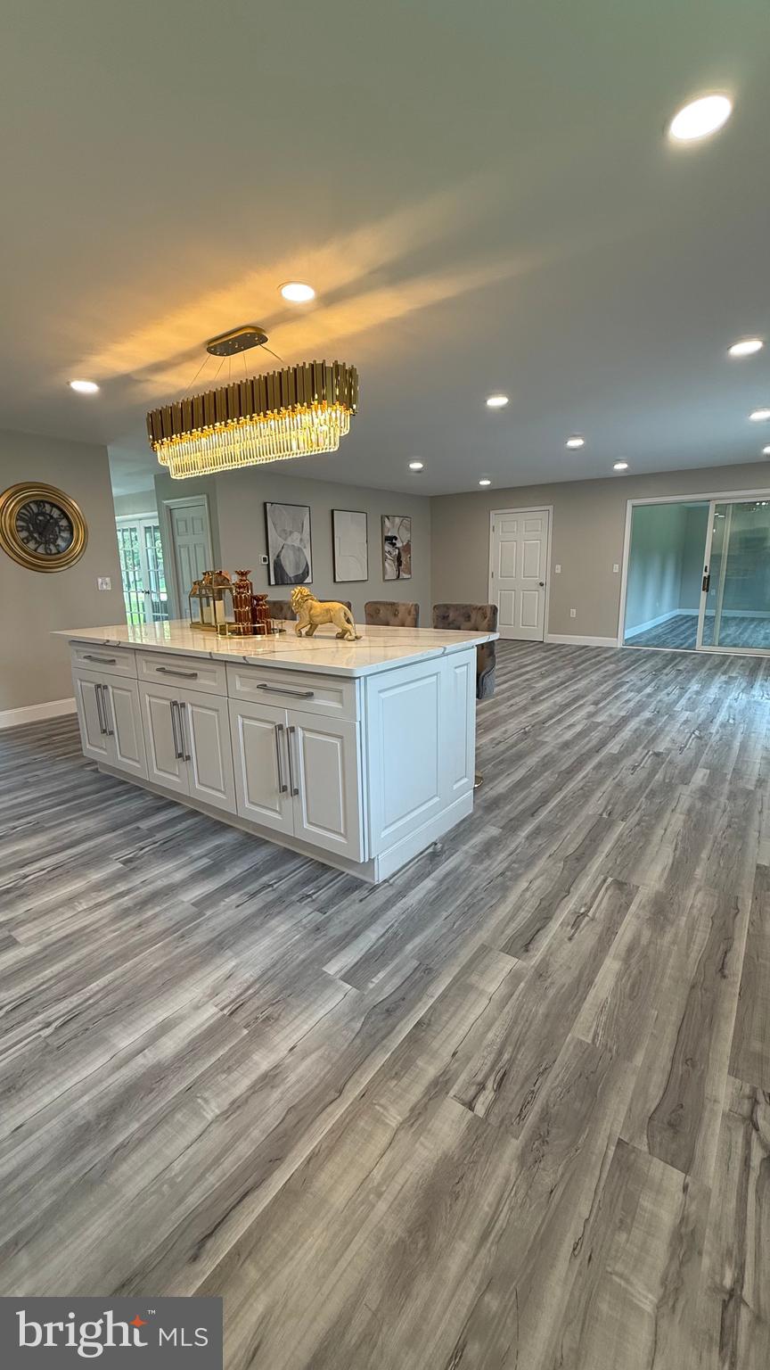 DERBY SHORES - Residential