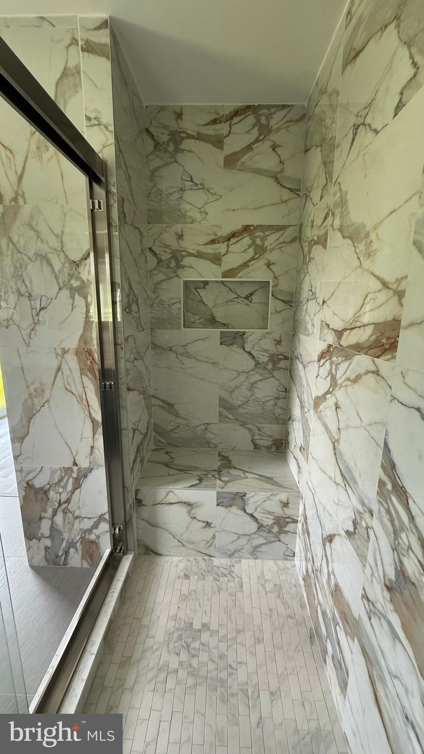 DERBY SHORES - Residential