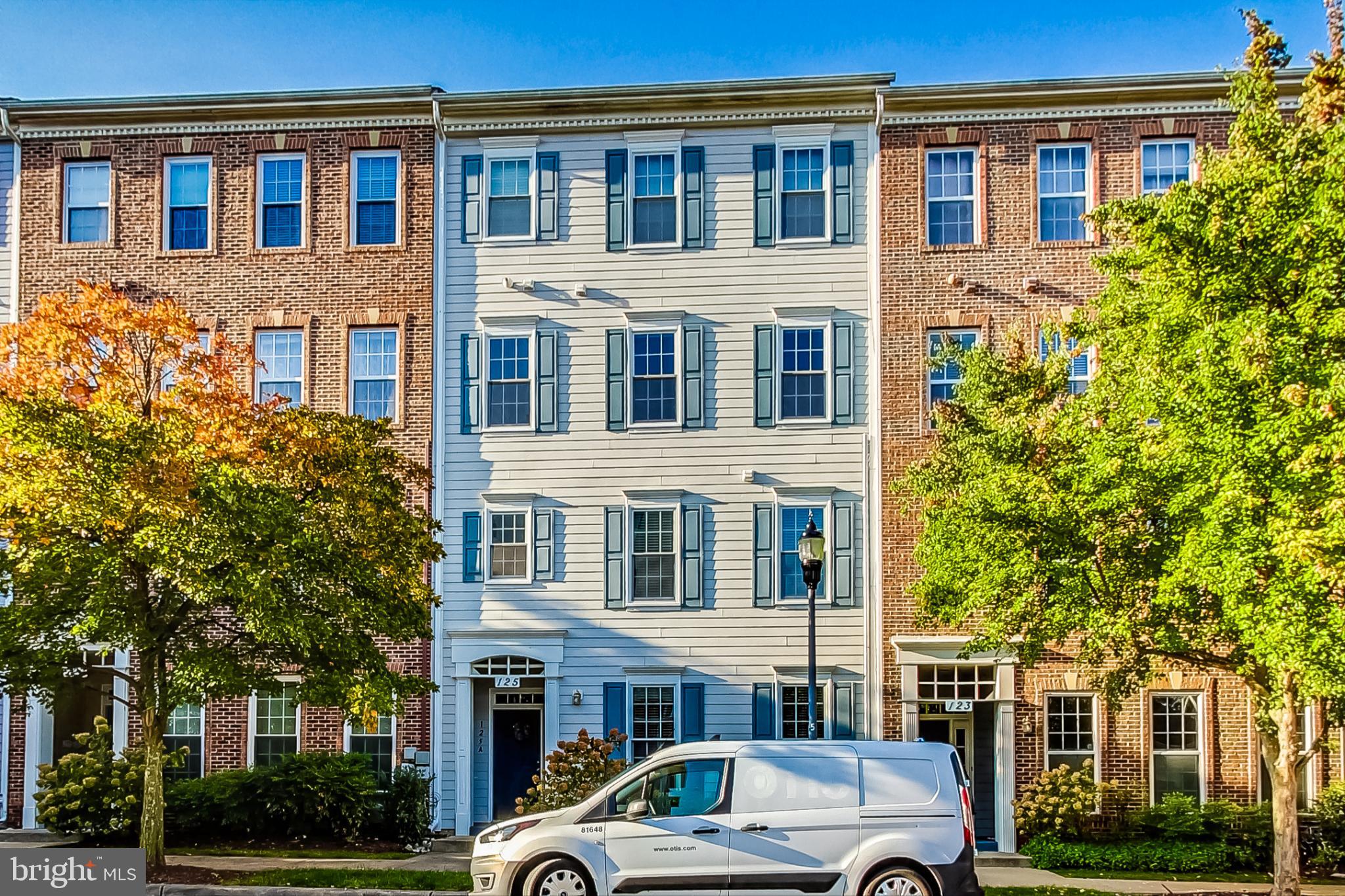 KENTLANDS - Residential Lease