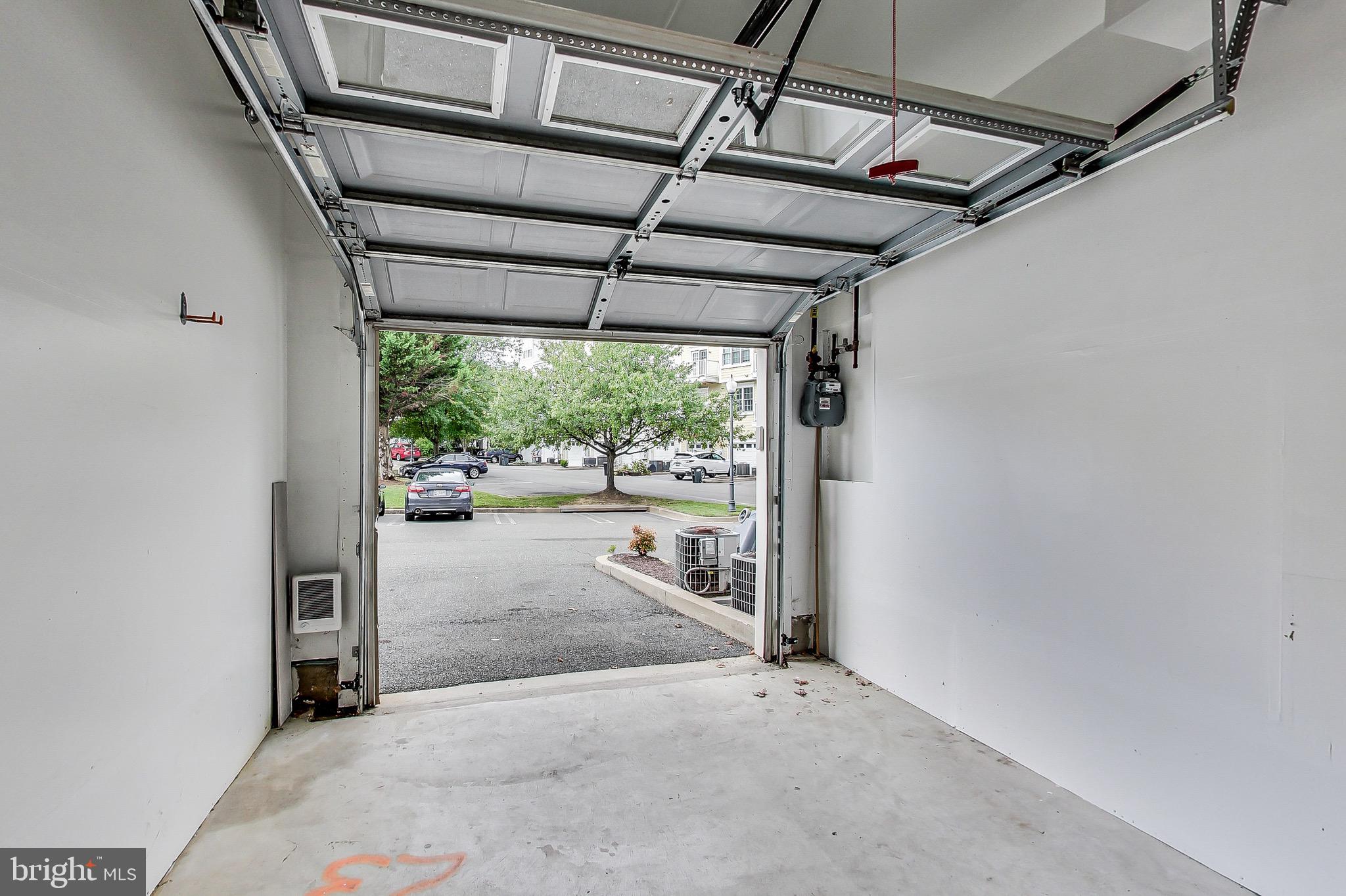 KENTLANDS - Residential Lease