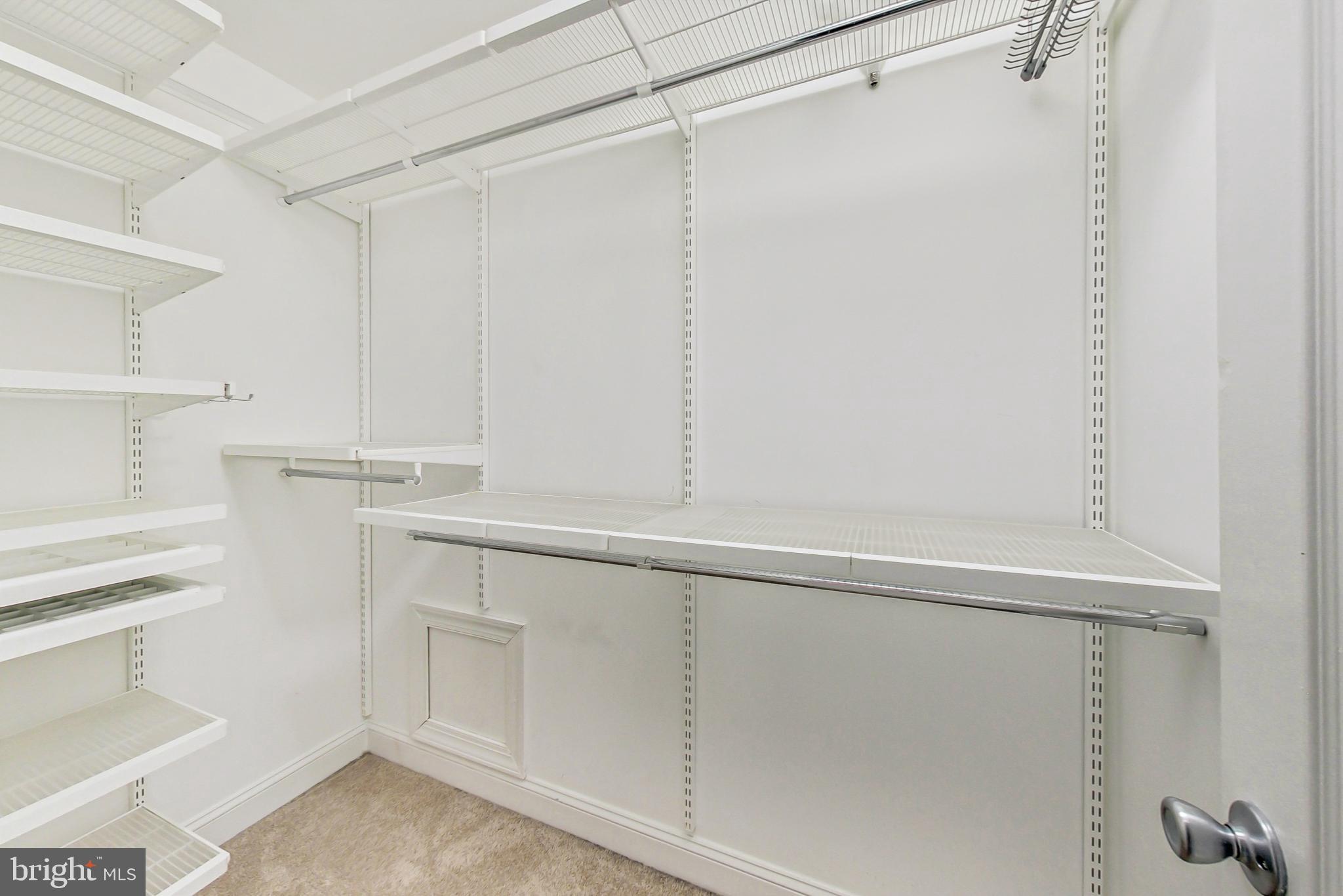 KENTLANDS - Residential Lease