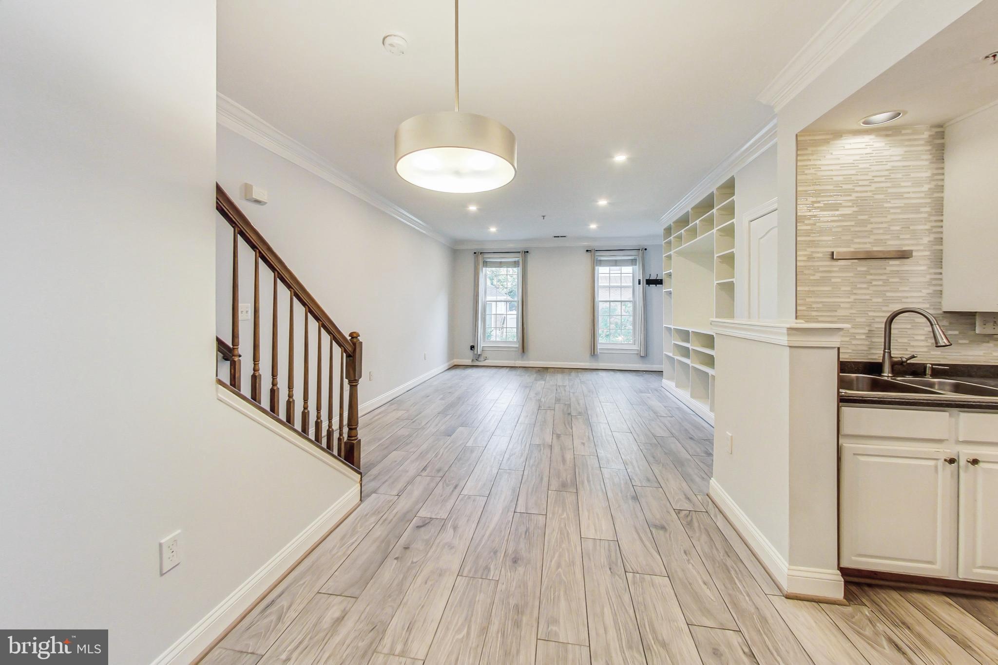 KENTLANDS - Residential Lease