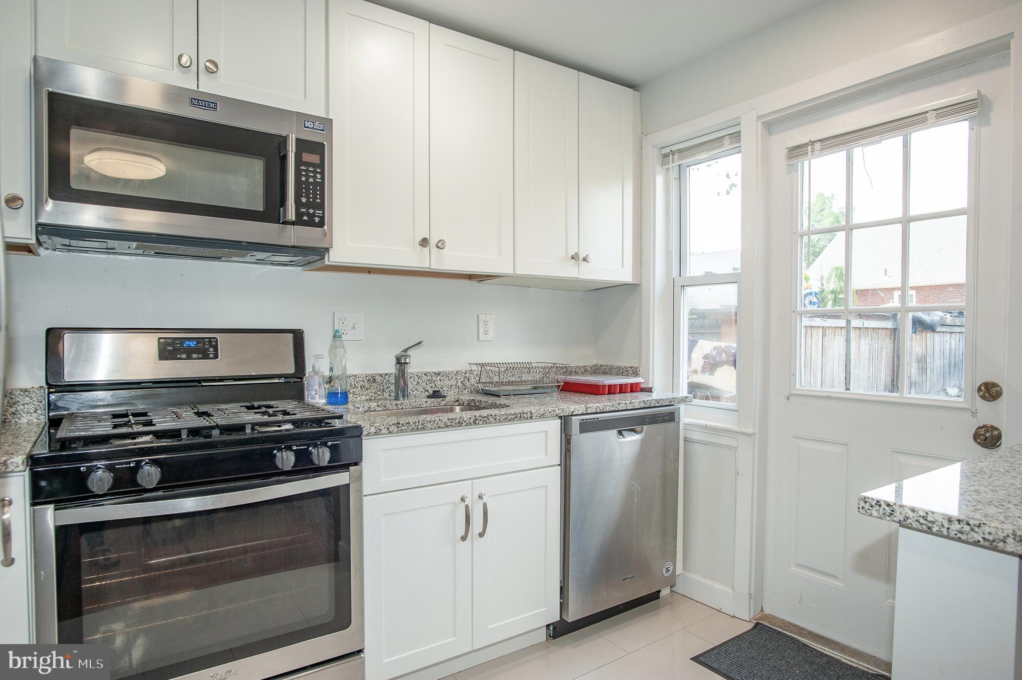 ARLINGTON VILLAGE - Residential Lease