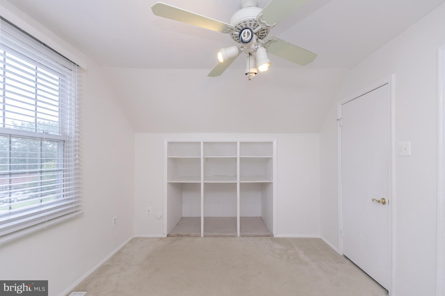 THE PROVINCES - Residential