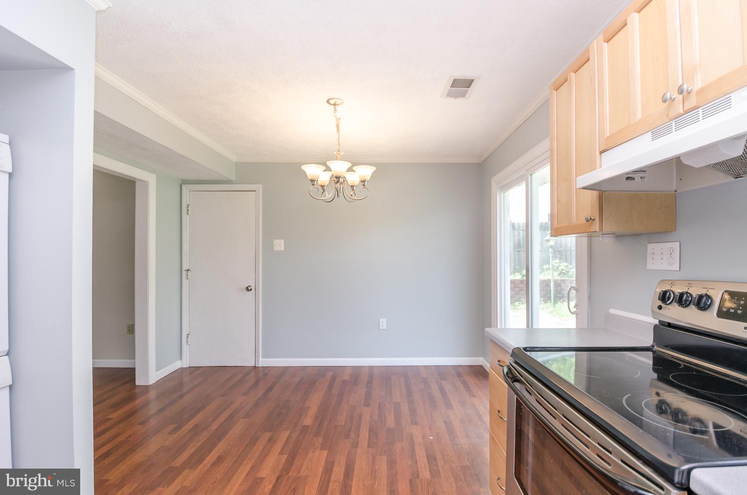 THE PROVINCES - Residential