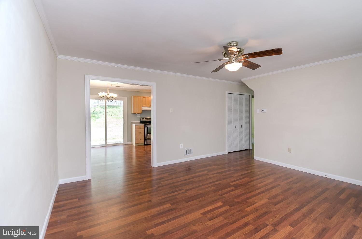 THE PROVINCES - Residential