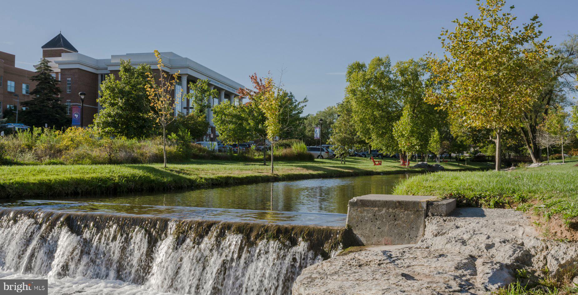 RETREAT AT WINDING CREEK - Residential Lease