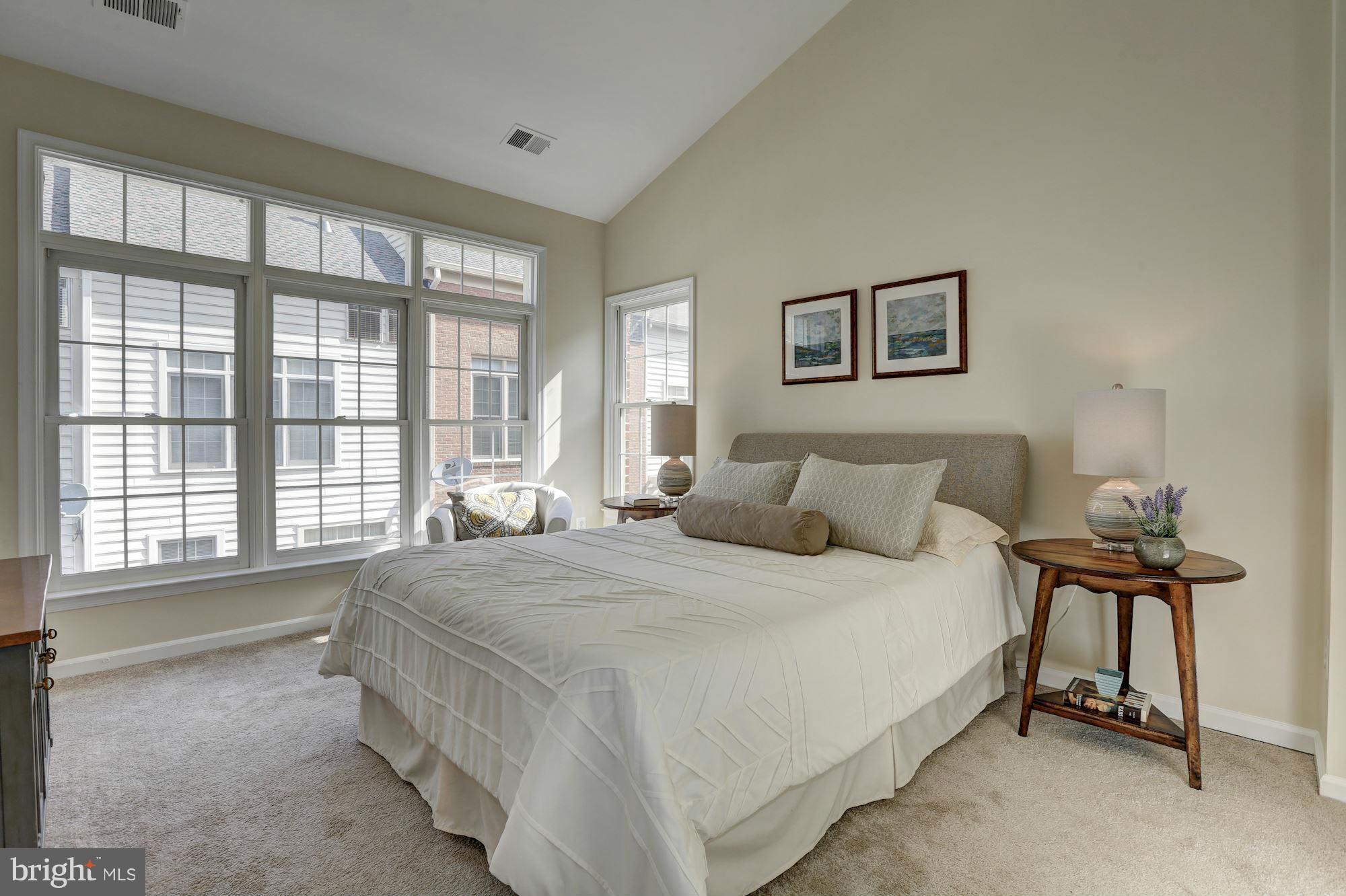 COURTHOUSE HILL - Residential