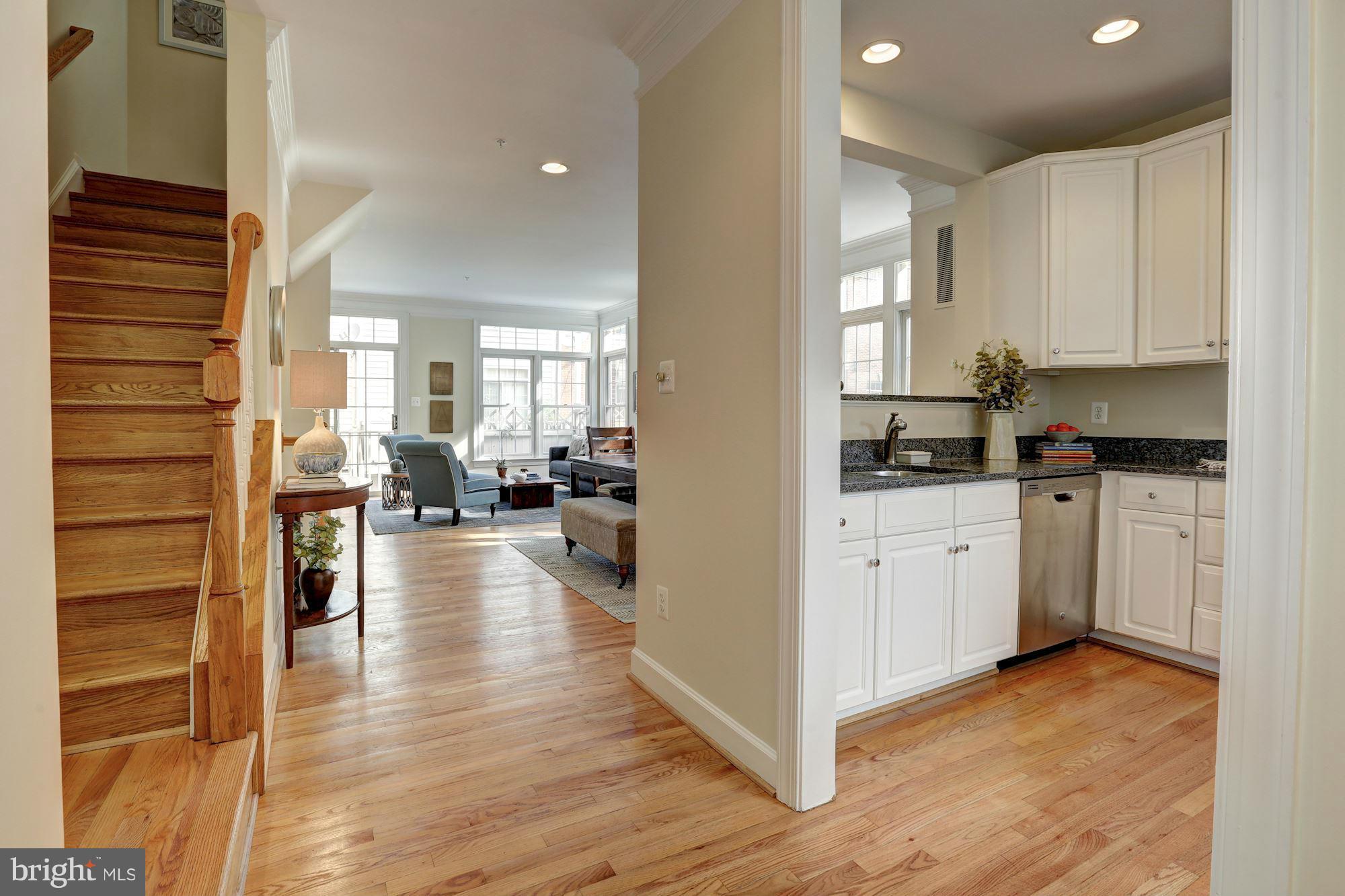 COURTHOUSE HILL - Residential