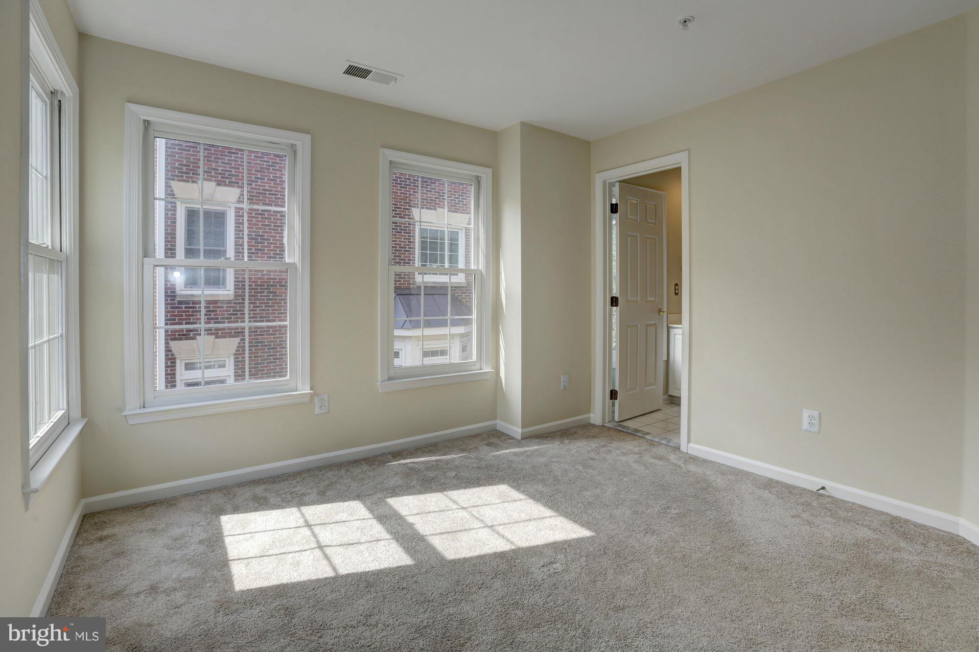 COURTHOUSE HILL - Residential