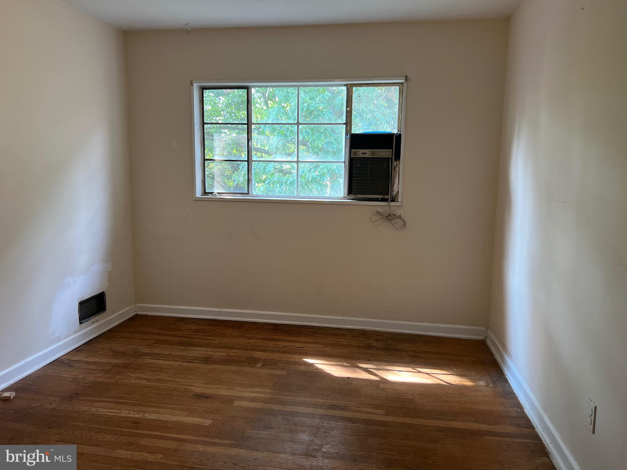 MARLOW HEIGHTS - Residential